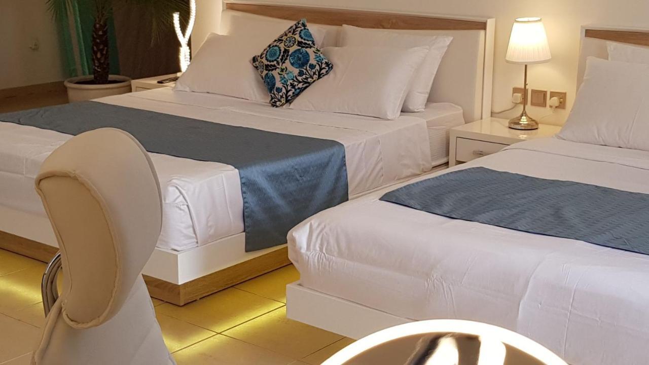 Jbr Penthouse With Terrace Pool Appartement Dubai Buitenkant foto
