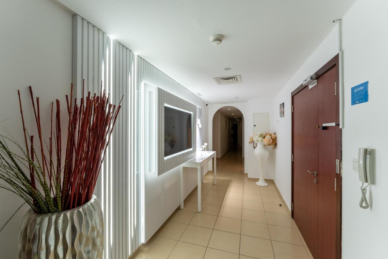 Jbr Penthouse With Terrace Pool Appartement Dubai Buitenkant foto